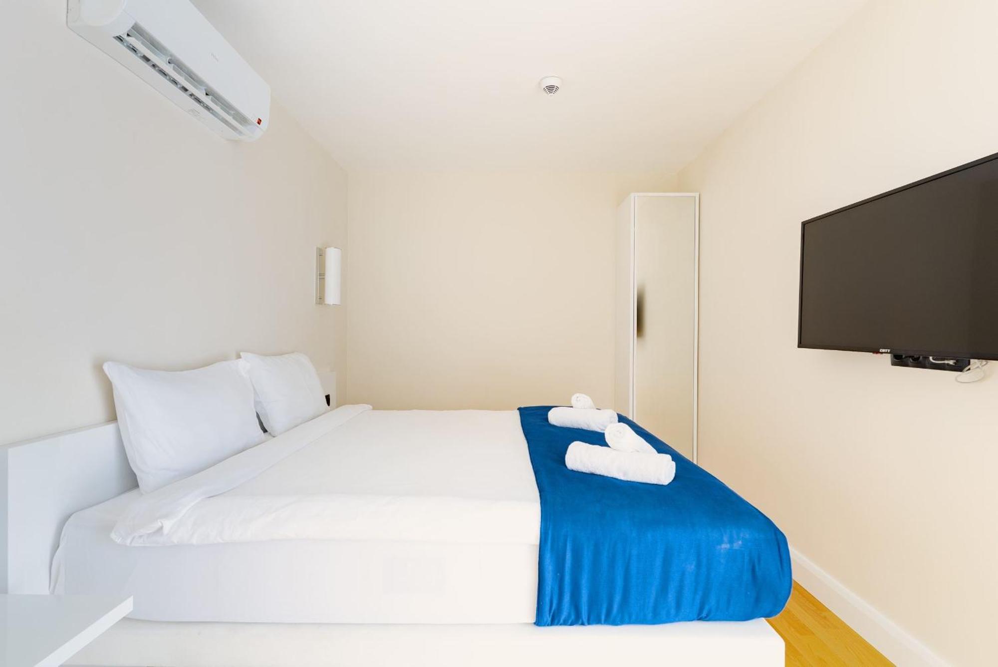 Orbi Twin Towers Aparthotel With Sea View Batumi Exterior foto