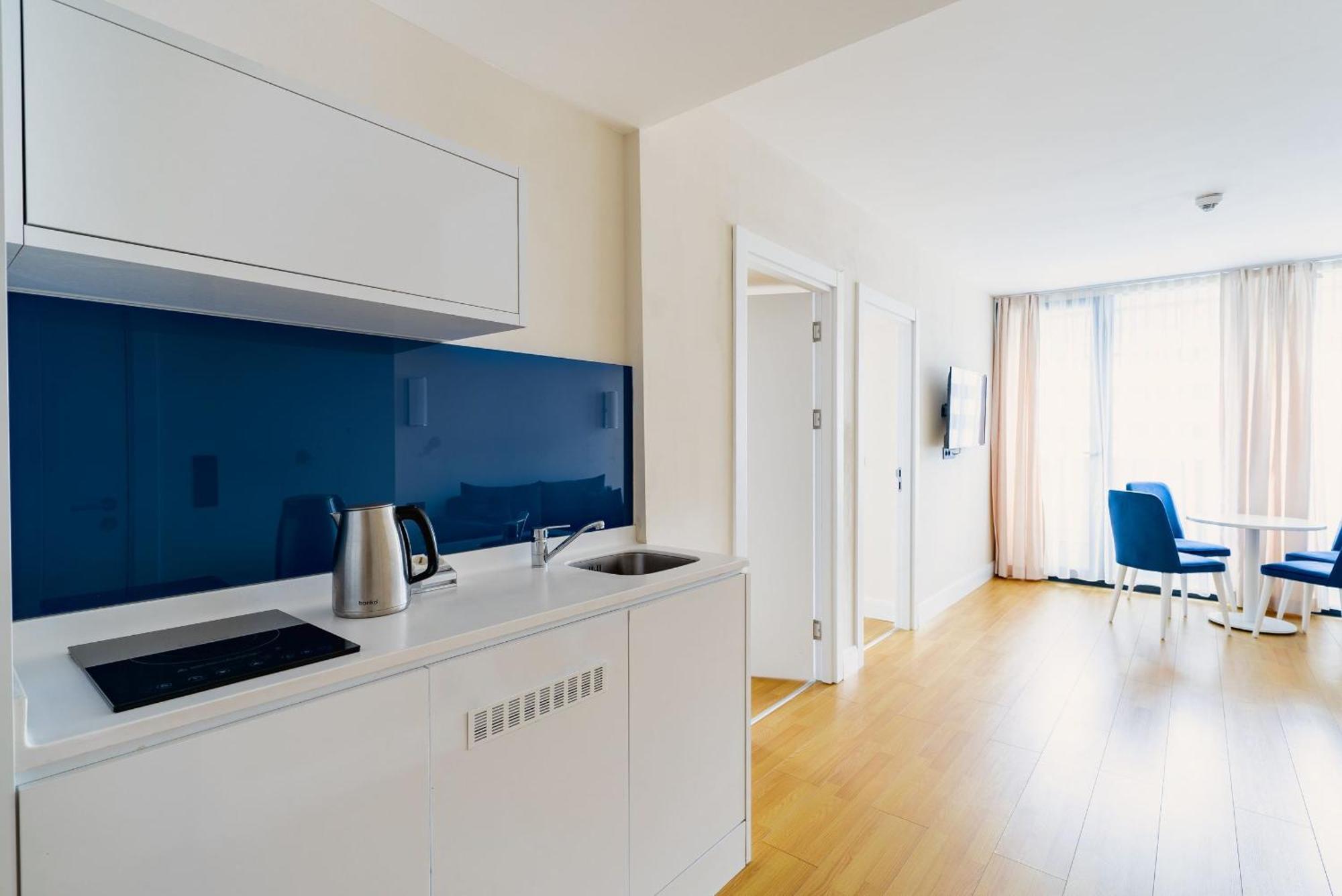 Orbi Twin Towers Aparthotel With Sea View Batumi Exterior foto